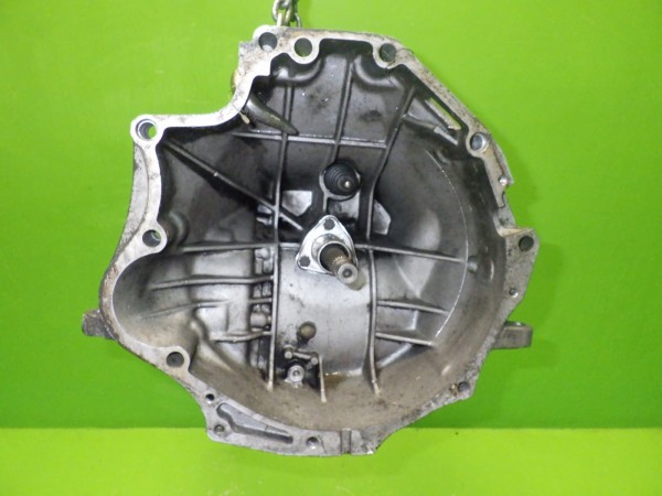 Getriebe Schaltgetriebe - AUDI (NSU) 100 (44, 44Q, C3) 2.0 AAZ