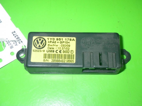 Sensor Alarmanlage vorne links - VW NEW BEETLE Cabriolet (1Y7) 2.0 1Y0951178A